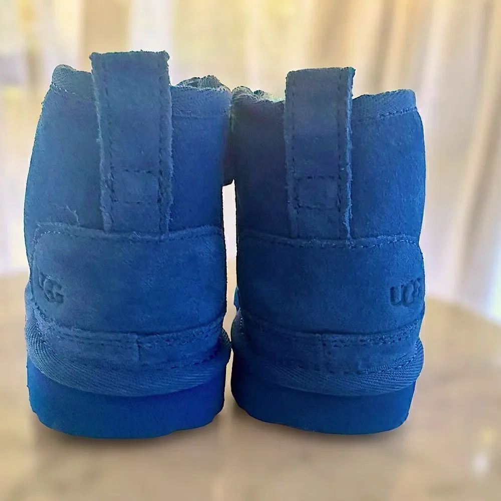 🔥🔥UGG Neumel II Toddler Zippered Chukka Boots Unisex Size 8